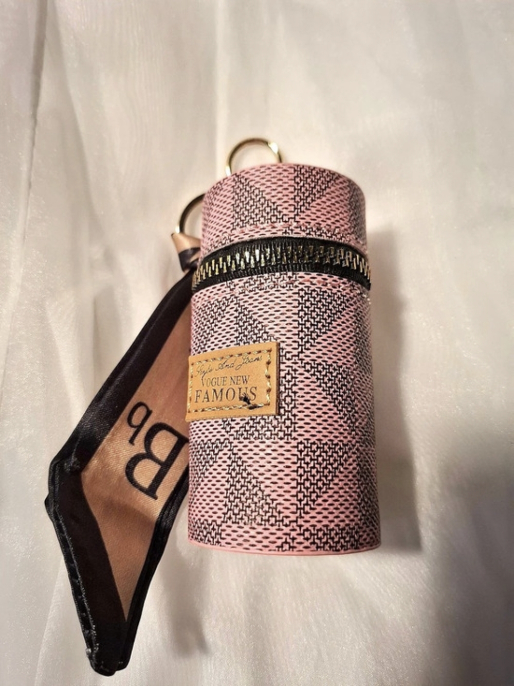 Dooney & Bourke Pink & Black Wristlet Like New
